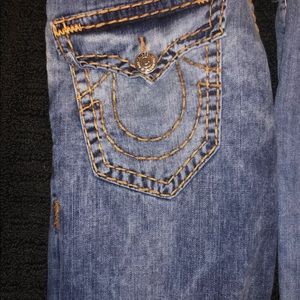 TRUE RELIGION JEANS MEN SIZE 31 ALL FOR LOW PRICE!